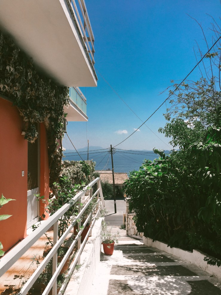 CBEFC40E-EE4E-42E7-935A-0C8153B62690